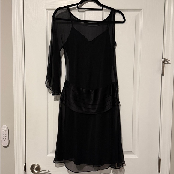 LAUNDRY By Shelli Segal Elegant Black Silk Dress Size 6 Women’s - Picture 9 of 16